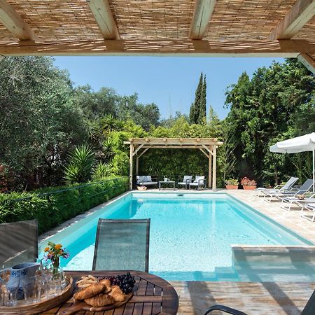 Villa Apleton Kassiopi Esterno foto
