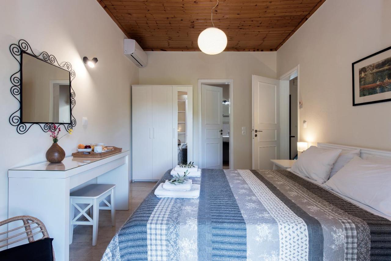 Villa Apleton Kassiopi Esterno foto