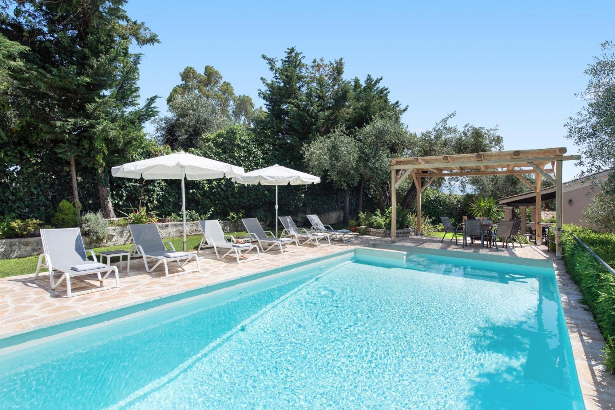 Villa Apleton Kassiopi Esterno foto